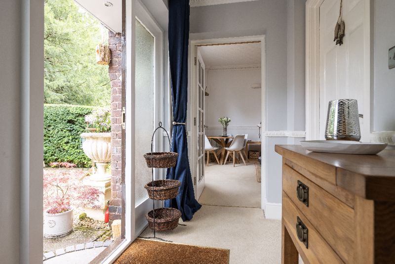 Entrance Hall- click for photo gallery